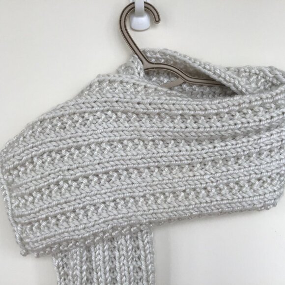 Hand Knit Ribbed Scarf in Cream/Beige - Picture 3 of 4